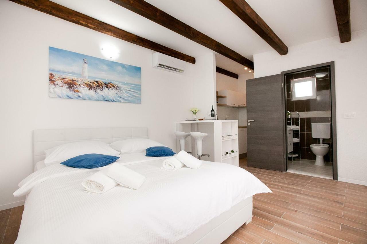 Studio Apartments Tara Zadar Exterior photo