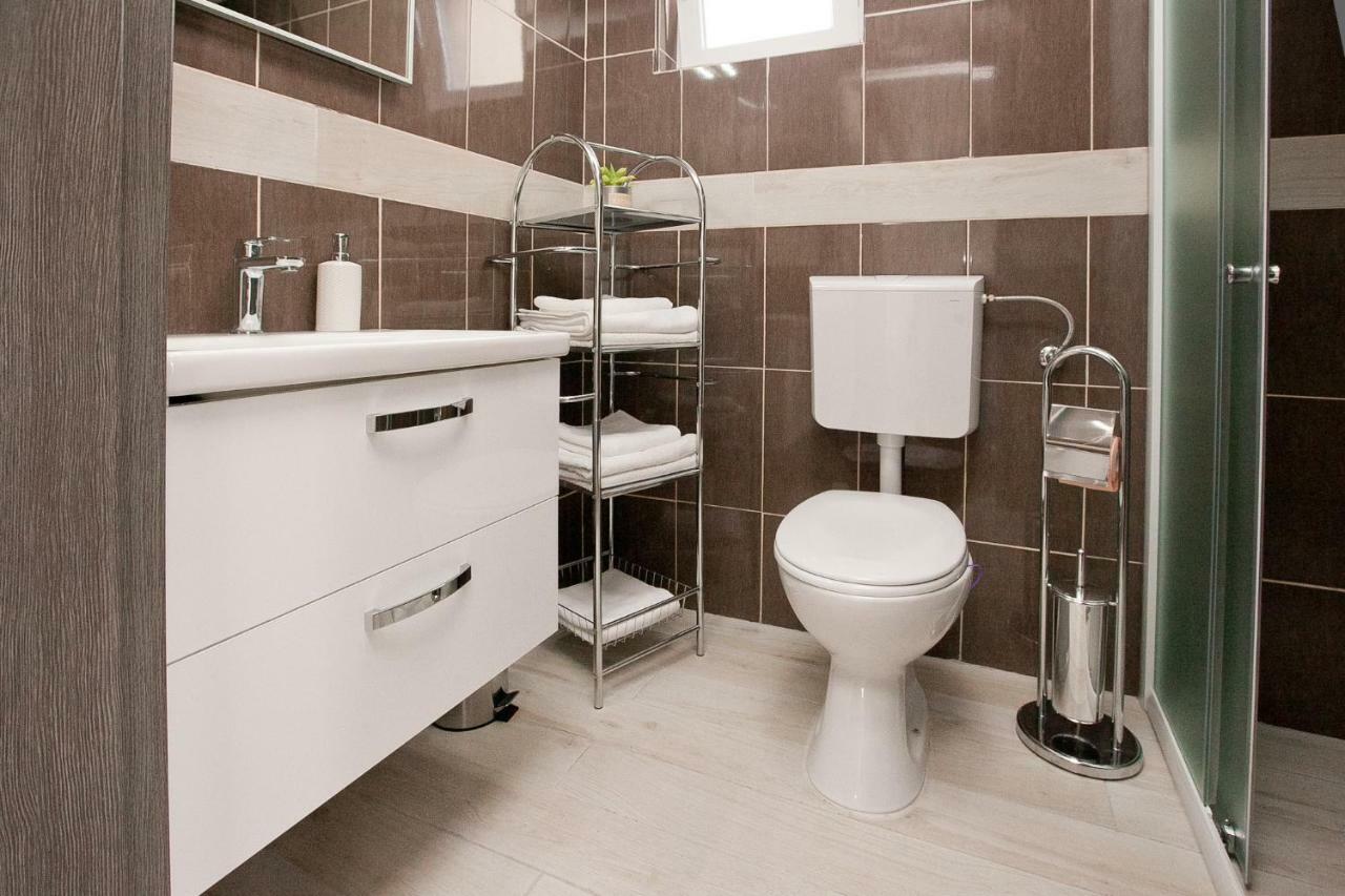 Studio Apartments Tara Zadar Exterior photo